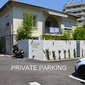 https://villa-etoile-de-cannes.fr-provencehotel.com